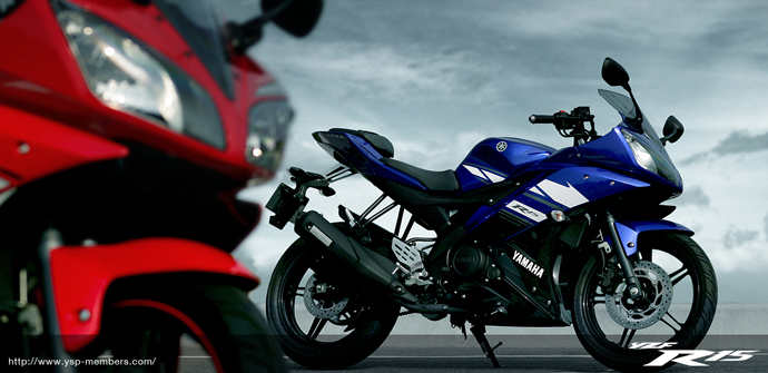 。海外モデルYZF-R15 2012年モデル